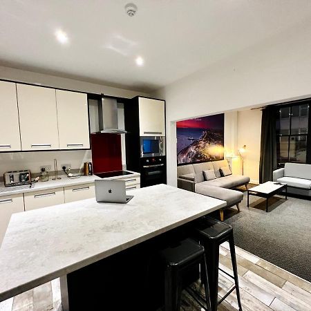 The Pier Suite Serviced Apartment Блекпул Екстериор снимка